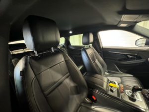 2019 Land Rover Range Rover Evoque 2.0 D180 R-Dynamic Se Auto 4WD Euro 6 (s/s) 5dr in White — image 4