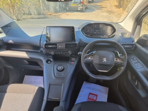 2021 Peugeot Horizon Rs 1.2 Puretech 130 Allure Premium in Grey — image 3