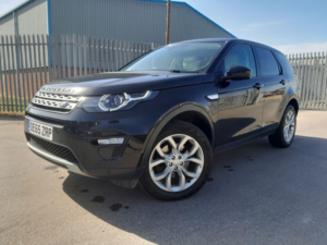 2016 Land Rover Discovery Sport 2.0 Td4 Hse in Black — image 2