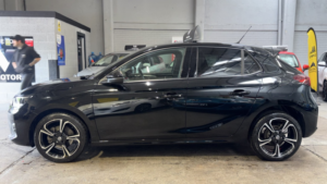 2022 Vauxhall Corsa 1.2 Corsa Sri Edition 1.2 100ps Black 5dr 1 Owner+belt Done+cruise in Black — image 2