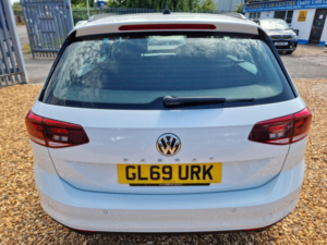 2019 Volkswagen Passat 2.0 Tdi Evo Se Nav DSG Euro 6 (s/s) 5dr in White — image 6