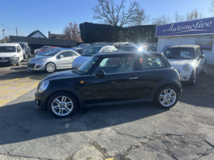 2012 MINI Hatch 1.6 Cooper D Hatch in Black — image 2
