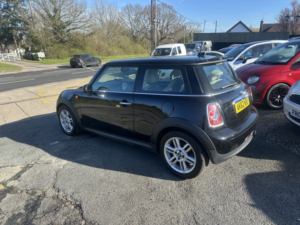 2012 MINI Hatch 1.6 Cooper D Hatch in Black — image 4