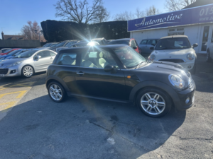 2012 MINI Hatch 1.6 Cooper D Hatch in Black — image 5
