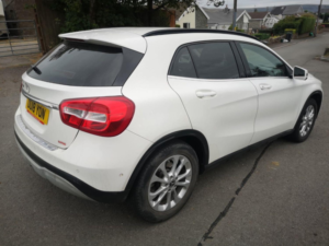 2018 Mercedes-Benz Gla Class 2.1 Gla200d Se in White — image 4