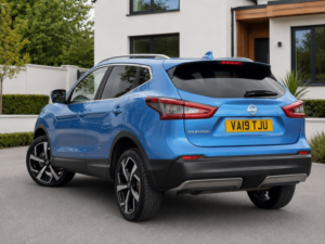 2019 Nissan Qashqai 1.3 Dig-T Tekna in Blue — image 2
