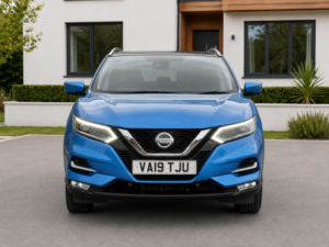 2019 Nissan Qashqai 1.3 Dig-T Tekna in Blue — image 4