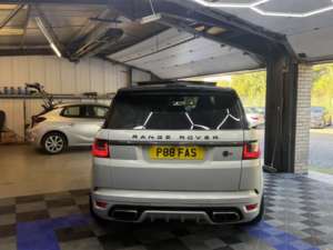 2019 Land Rover Range Rover Sport 5.0 P575 V8 Svr in Silver — image 5