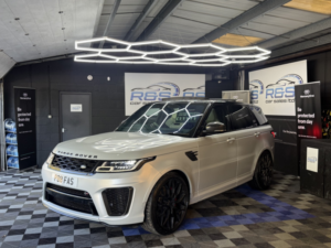2019 Land Rover Range Rover Sport 5.0 P575 V8 Svr in Silver — image 6