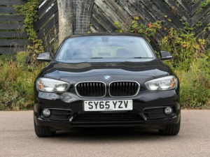 2015 BMW 1 Series 1.5 118i Sport Euro 6 (s/s) 5dr in Black — image 2