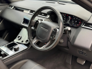 2017 Land Rover Range Rover Velar 2.0 D240 R-Dynamic Se Auto 4WD Euro 6 (s/s) 5dr in Grey — image 2