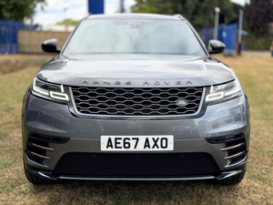 2017 Land Rover Range Rover Velar 2.0 D240 R-Dynamic Se Auto 4WD Euro 6 (s/s) 5dr in Grey — image 4