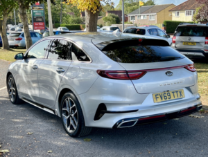 2019 Kia Proceed 1.4 T-Gdi Gt-Line in Silver — image 5