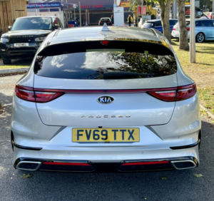 2019 Kia Proceed 1.4 T-Gdi Gt-Line in Silver — image 6