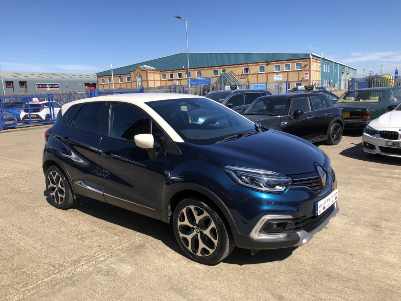 2018 Renault Captur 0.9 Signature X Nav Tce 90 in Blue — image 1