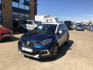 2018 Renault Captur 0.9 Signature X Nav Tce 90 in Blue — image 4
