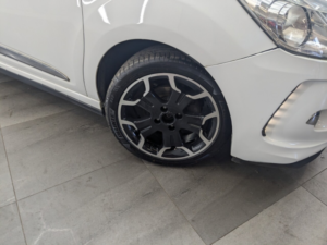2014 Citroen Ds3 Cabrio 1.6 E-Hdi Airdream Dstyle Plus Convertible 2dr Diesel Manual Euro 5 (s/s) (90 Ps) in White — image 2