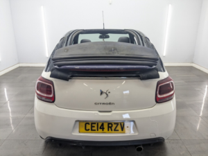 2014 Citroen Ds3 Cabrio 1.6 E-Hdi Airdream Dstyle Plus Convertible 2dr Diesel Manual Euro 5 (s/s) (90 Ps) in White — image 6