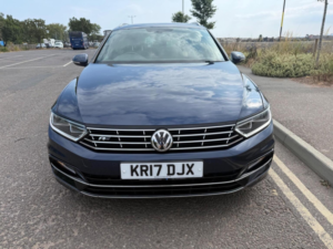 2017 Volkswagen Passat 2.0 Tdi Bluemotion Tech R-Line DSG Euro 6 (s/s) 5dr in Blue — image 2