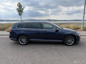 2017 Volkswagen Passat 2.0 Tdi Bluemotion Tech R-Line DSG Euro 6 (s/s) 5dr in Blue — image 3