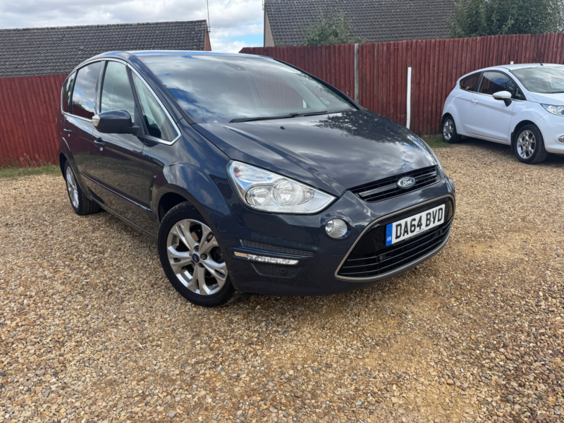 2014 Ford S-Max 2.0 Tdci Titanium MPV 5dr Diesel Manual Euro 5 (140 Ps) in Grey — image 1