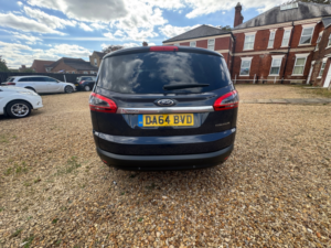 2014 Ford S-Max 2.0 Tdci Titanium MPV 5dr Diesel Manual Euro 5 (140 Ps) in Grey — image 4