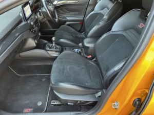 2019 Ford Focus 2.3 T Ecoboost St in Orange — image 4