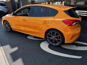2019 Ford Focus 2.3 T Ecoboost St in Orange — image 5
