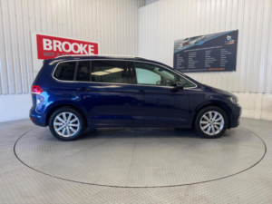 2016 Volkswagen Touran 1.4 Tsi Bluemotion Tech Sel Euro 6 (s/s) 5dr in Blue — image 3