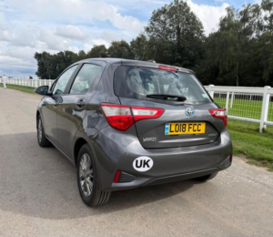 2018 Toyota Yaris 1.5 Vvt-H Icon E-CVT Euro 6 (s/s) 5dr in Grey — image 5