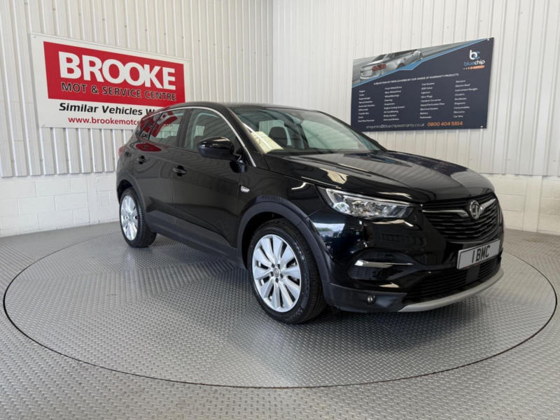 2019 Vauxhall Grandland X 1.2 Turbo Elite Nav Euro 6 (s/s) 5dr in Black — image 1