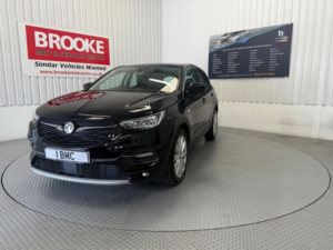 2019 Vauxhall Grandland X 1.2 Turbo Elite Nav Euro 6 (s/s) 5dr in Black — image 3