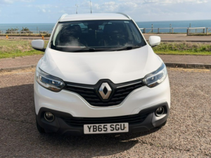 2015 Renault Kadjar 1.5 Dynamique Nav Dci 110 Auto in White — image 2