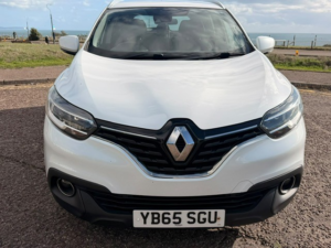 2015 Renault Kadjar 1.5 Dynamique Nav Dci 110 Auto in White — image 3