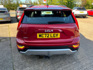 2023 Kia Niro 1.6h Gdi 2 SUV 5dr Petrol Hybrid Dct Euro 6 (s/s) (139 Bhp) in Red — image 6