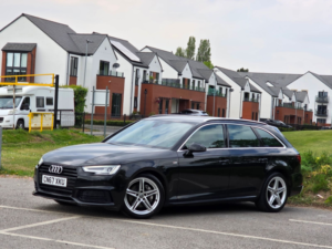 2017 Audi A4 Avant 2.0 Tdi Ultra S Line Euro 6 (s/s) 5dr in Black — image 3