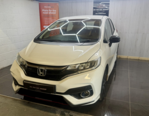 2018 Honda Jazz 1.5 I-Vtec Sport Navi in White — image 3