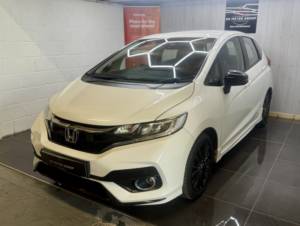 2018 Honda Jazz 1.5 I-Vtec Sport Navi in White — image 6