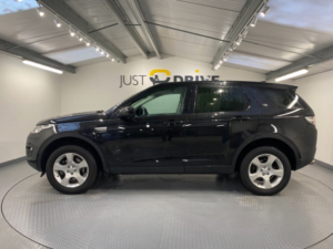 2017 Land Rover Discovery Sport 2.0 Td4 Pure Edition SUV 5dr Diesel Manual 4WD Euro 6 (s/s) (5 Seat) (150 Ps) in Black — image 2