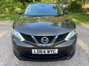 2014 Nissan Qashqai 1.2 Dig-T Acenta Premium 2WD Euro 5 (s/s) 5dr in Beige — image 6