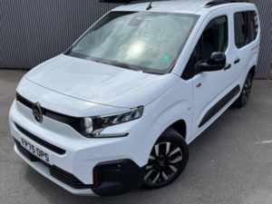 2025 Citroen Berlingo 1.5 Bluehdi Max M Eat8 Euro 6 (s/s) 5dr in White — image 2