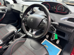 2018 Peugeot 2008 1.6 Bluehdi Gt Line Euro 6 5dr in Red — image 3