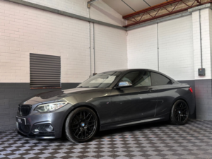 2014 BMW 2 Series 2.0 220d M Sport Coupe 2dr Diesel Manual Euro 6 (s/s) (184 Ps) in Grey — image 3