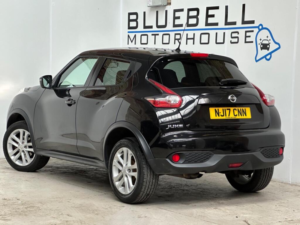 2017 Nissan Juke 1.2 Dig-T Acenta Euro 6 (s/s) 5dr in Black — image 4