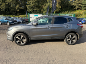 2016 Nissan Qashqai 1.6 Dci N-Connecta SUV 5dr Diesel Manual 4WD Euro 6 (s/s) (130 Ps) in Grey — image 3