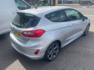 2017 Ford Fiesta 1.0t Ecoboost St-Line Hatchback 3dr Petrol Manual Euro 6 (s/s) (100 Ps) in Silver — image 4