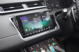 2019 Land Rover Range Rover Velar 2.0 D240 Hse Auto 4WD Euro 6 (s/s) 5dr in Grey — image 3
