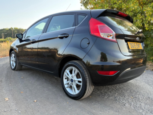 2015 Ford Fiesta 1.25 Zetec Euro 6 5dr in Black — image 6