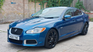 2010 Jaguar Xf 5.0 V8 Xfr Auto Euro 5 4dr in Blue — image 3