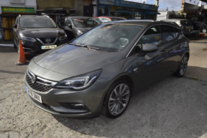 2018 Vauxhall Astra 1.4 I Turbo Elite Nav in Grey — image 3